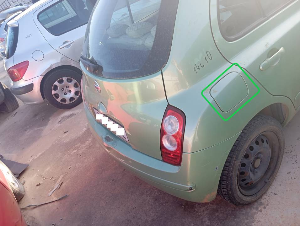 TAPA EXTERIOR COMBUSTIBLE