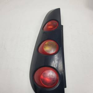 PILOTO TRASERO IZQUIERDO A4548200564 SMART FORFOUR (W454) Autodesguaces Alicante