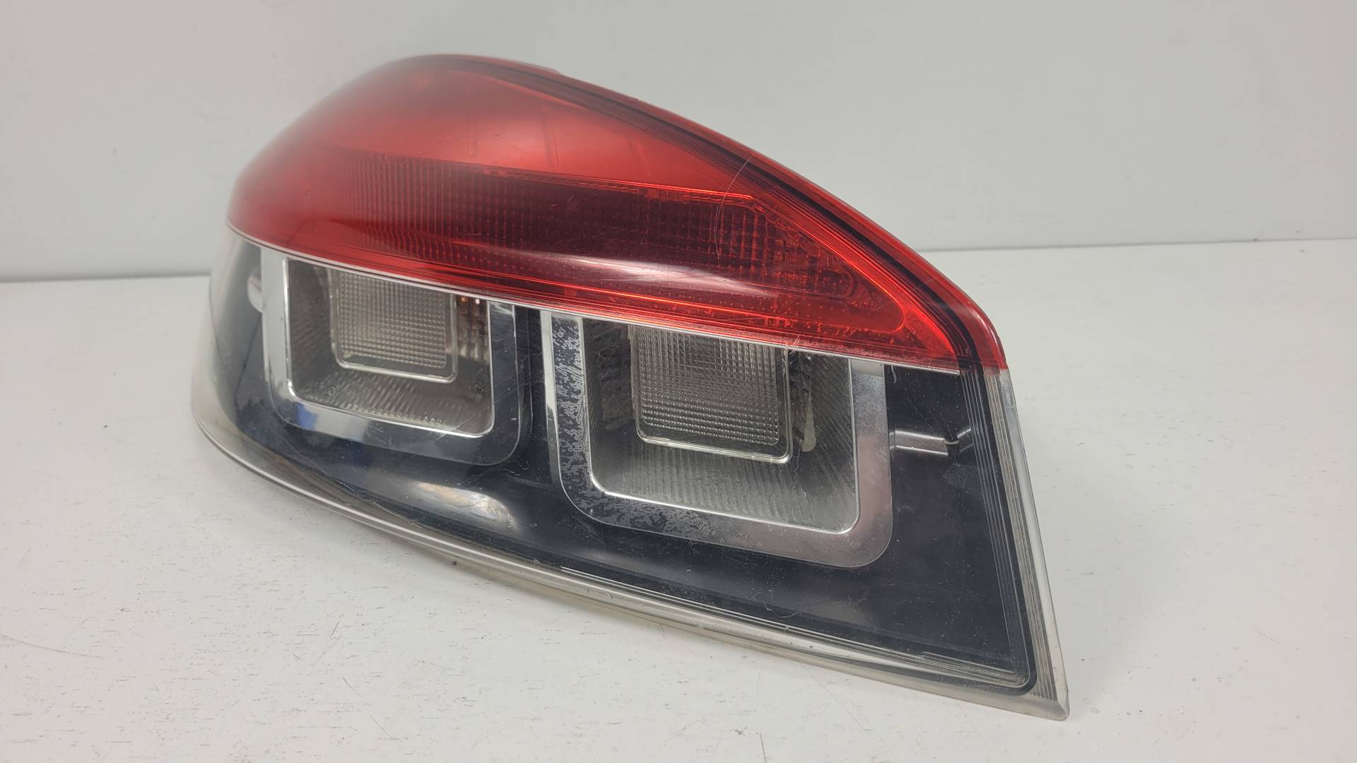PILOTO TRASERO IZQUIERDO - 265550008R - RENAULT - MEGANE III COUPE