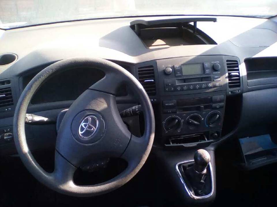 Imagen del vehículo TOYOTA COROLLA VERSO (E12)