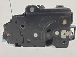 CERRADURA PUERTA DELANTERA DERECHA 3D1837016 SKODA OCTAVIA BERLINA (1Z3) Autodesguaces Alicante