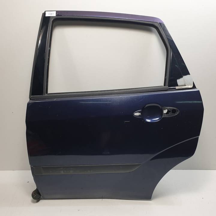 PUERTA TRASERA IZQUIERDA FORD FOCUS BERLINA (CAK) Autodesguaces Alicante