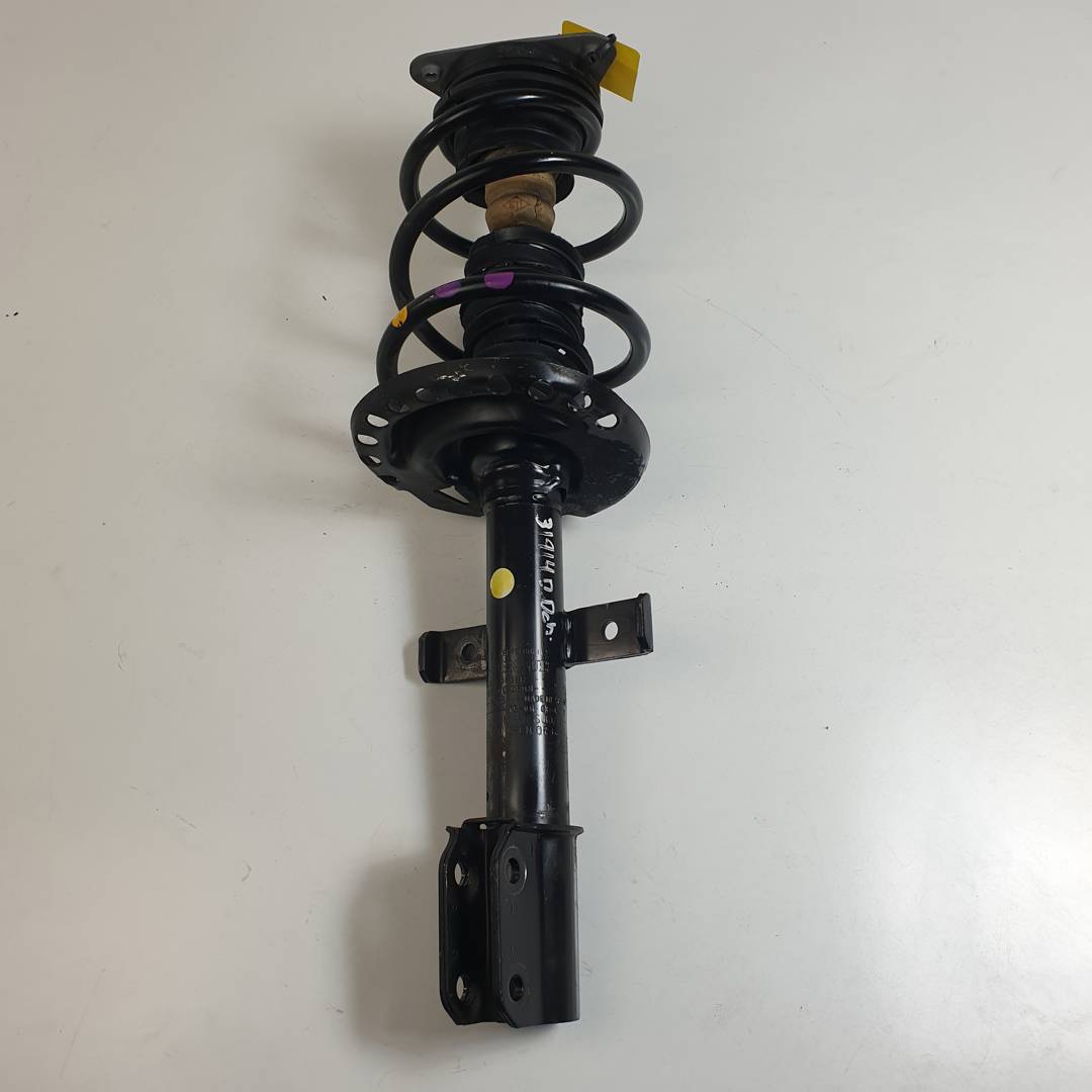 AMORTIGUADOR DELANTERO DERECHO - 543020638R - RENAULT - CAPTUR (J5AL)