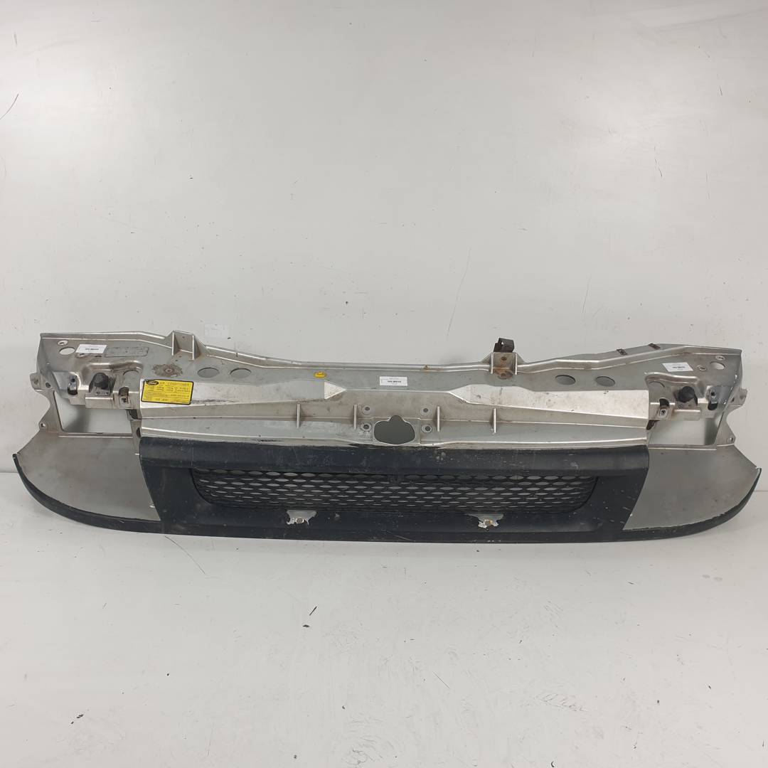 PANEL FRONTAL - FORD - TRANSIT MOD. 2000 BUS