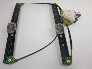 ELEVALUNAS DELANTERO DERECHO 4L0959802B AUDI Q7 (4L) Autodesguaces Alicante