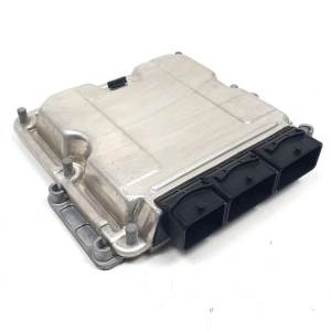 CENTRALITA MOTOR UCE 8200118526 RENAULT TRAFIC CAJA CERRADA (AB 4.01) Autodesguaces Alicante