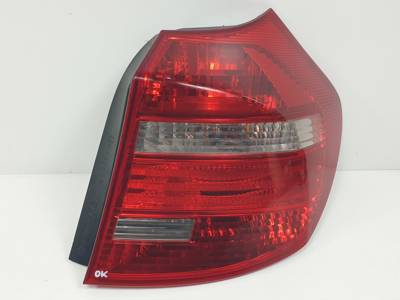 PILOTO TRASERO DERECHO 716495605 BMW SERIE 1 BERLINA (E81/E87) Autodesguaces Alicante