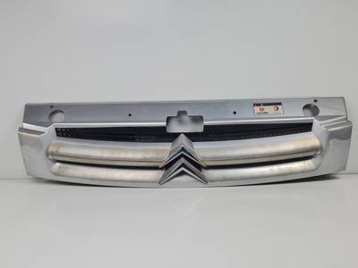 REJILLA DELANTERA 9644758077 CITROEN BERLINGO (M59) Autodesguaces Alicante