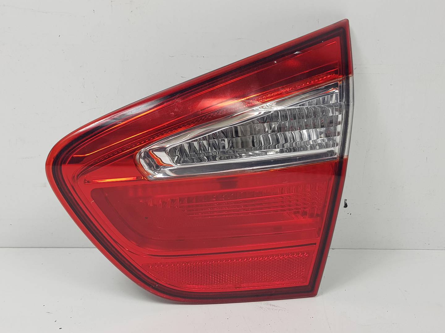 Feu intérieur arrière droit - 924041W2 - KIA - RIO (UB)