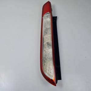PILOTO TRASERO IZQUIERDO 8M5113405 FORD FOCUS LIM. (CB4) Autodesguaces Alicante