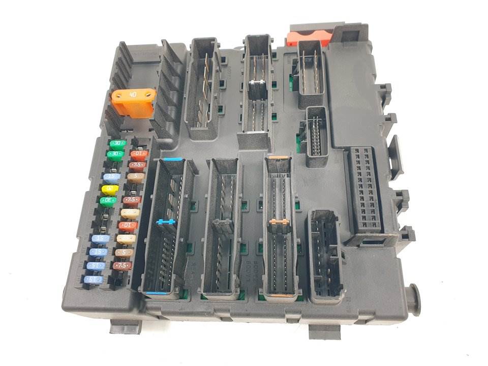CAJA RELES / FUSIBLES - 460023260 - OPEL - VECTRA C BERLINA