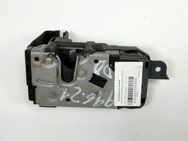 CERRADURA PUERTA DELANTERA DERECHA 13210749 OPEL ASTRA GTC Autodesguaces Alicante