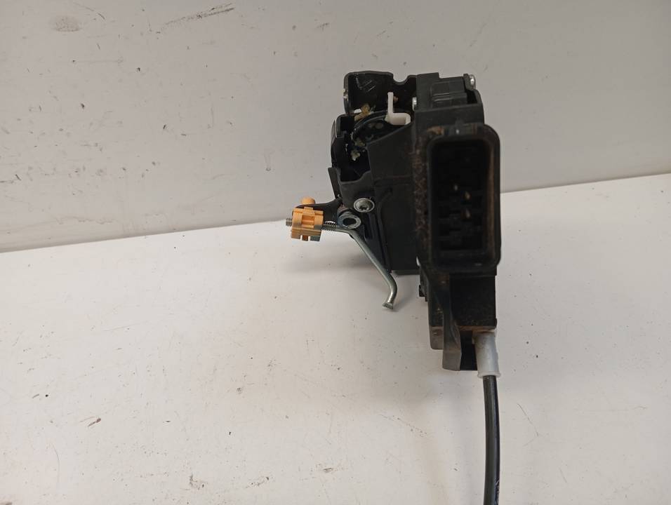 CERRADURA PUERTA DELANTERA IZQUIERDA