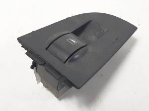 MANDO ELEVALUNAS TRASERO DERECHO 4B0959855A AUDI A6 BERLINA (4B2) Autodesguaces Alicante