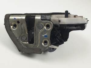 CERRADURA PUERTA TRASERA IZQUIERDA CITROEN C1 Autodesguaces Alicante