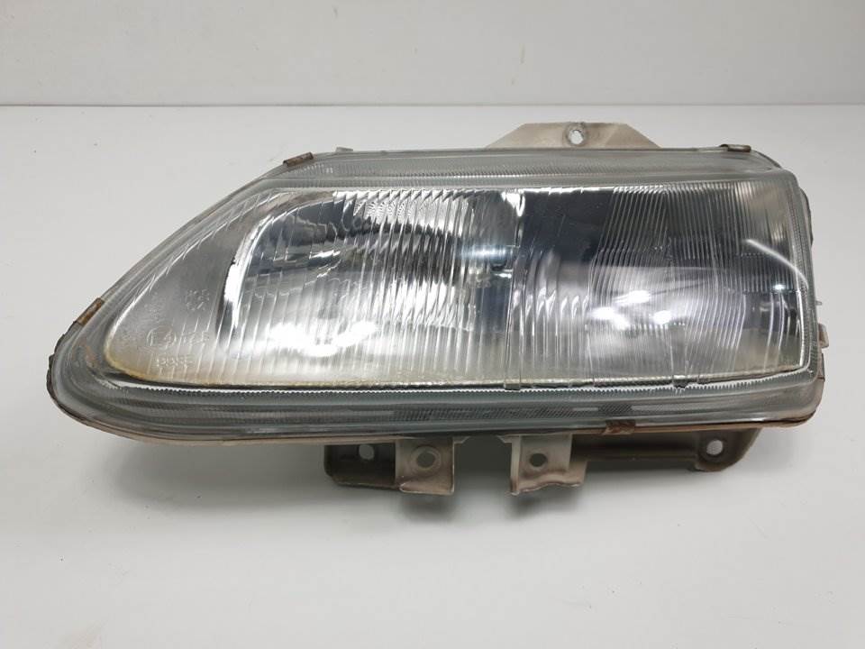 FARO IZQUIERDO - 085511120 - RENAULT - LAGUNA (B56)