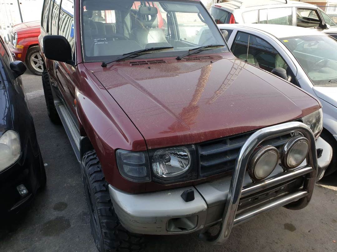 MITSUBISHI MONTERO (V20/V40) (1996 - 2000)
