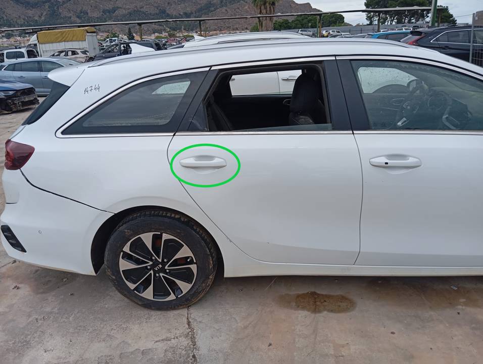 MANETA EXTERIOR TRASERA DERECHA