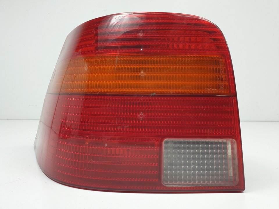 PILOTO TRASERO IZQUIERDO - VOLKSWAGEN - GOLF IV BERLINA (1J1)