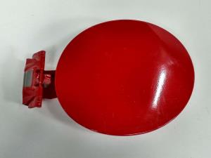 TAPA EXTERIOR COMBUSTIBLE MAZDA 2 LIM. (DE) Autodesguaces Alicante