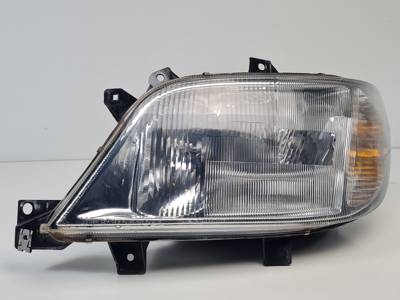 FARO IZQUIERDO 084401131L MERCEDES SPRINTER 02.00 -> CAJA CERRADA Autodesguaces Alicante
