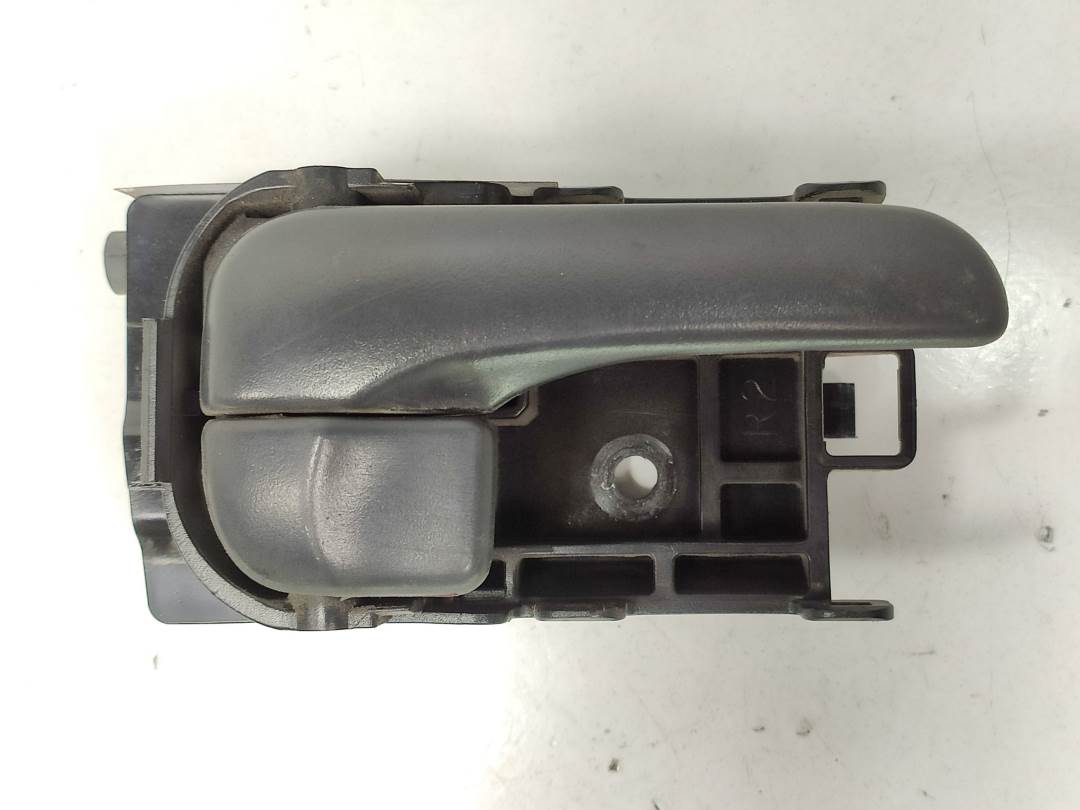 MANETA INTERIOR TRASERA DERECHA - NISSAN - PRIMERA BERLINA (P11)