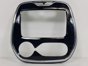 MOLDURAS DELANTERAS 682700795R RENAULT CAPTUR (J5AL) Autodesguaces Alicante