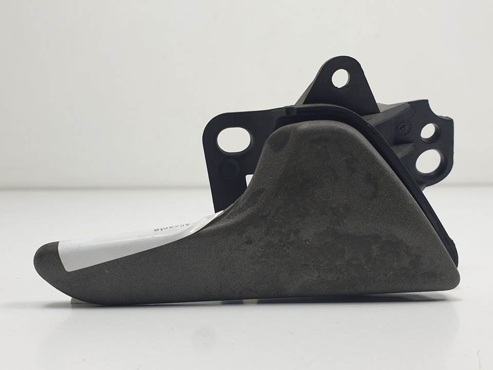 MANETA INTERIOR DELANTERA DERECHA - A9067600261 - VOLKSWAGEN - CRAFTER CAJA CERRADA