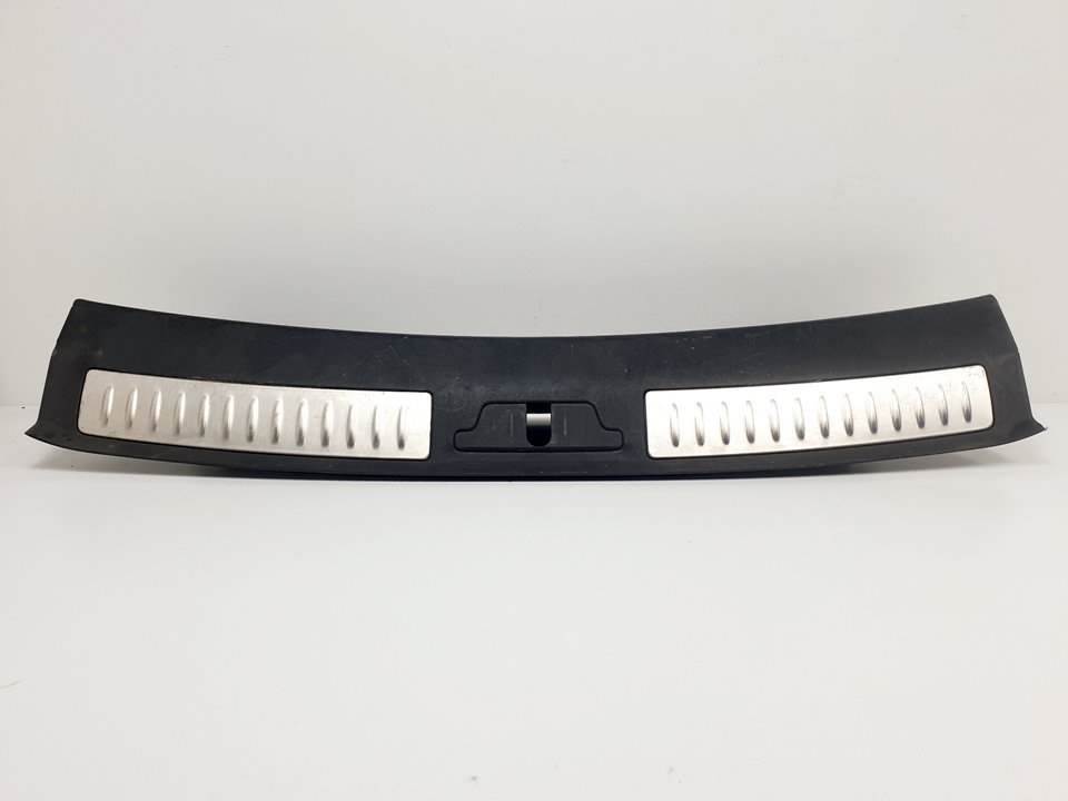 MOLDURAS TRASERAS - L0270732A - LAND ROVER - RANGE ROVER VELAR