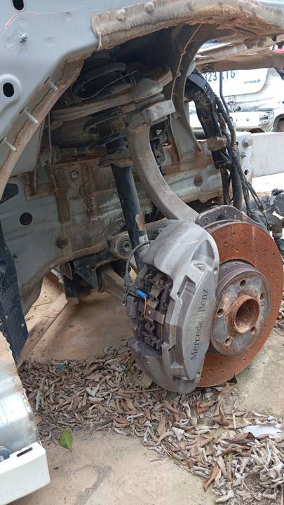 JUEGO SUSPENSION COMPLETO DELANTERO DERECHO
