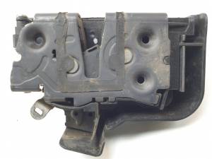 CERRADURA PUERTA DELANTERA DERECHA 7M5AR21812AA FORD FOCUS LIM. (CB4) Autodesguaces Alicante