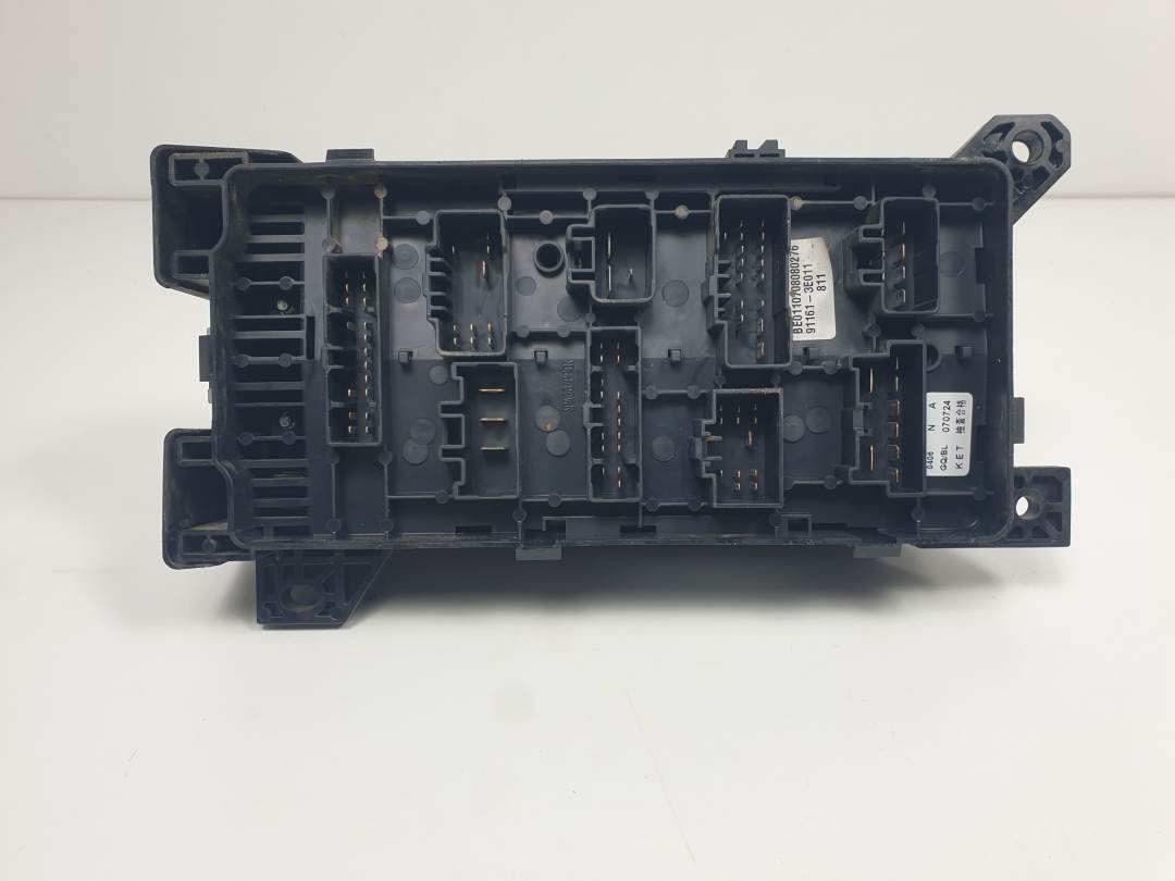 CAJA RELES / FUSIBLES - 911613E011 - KIA - SORENTO