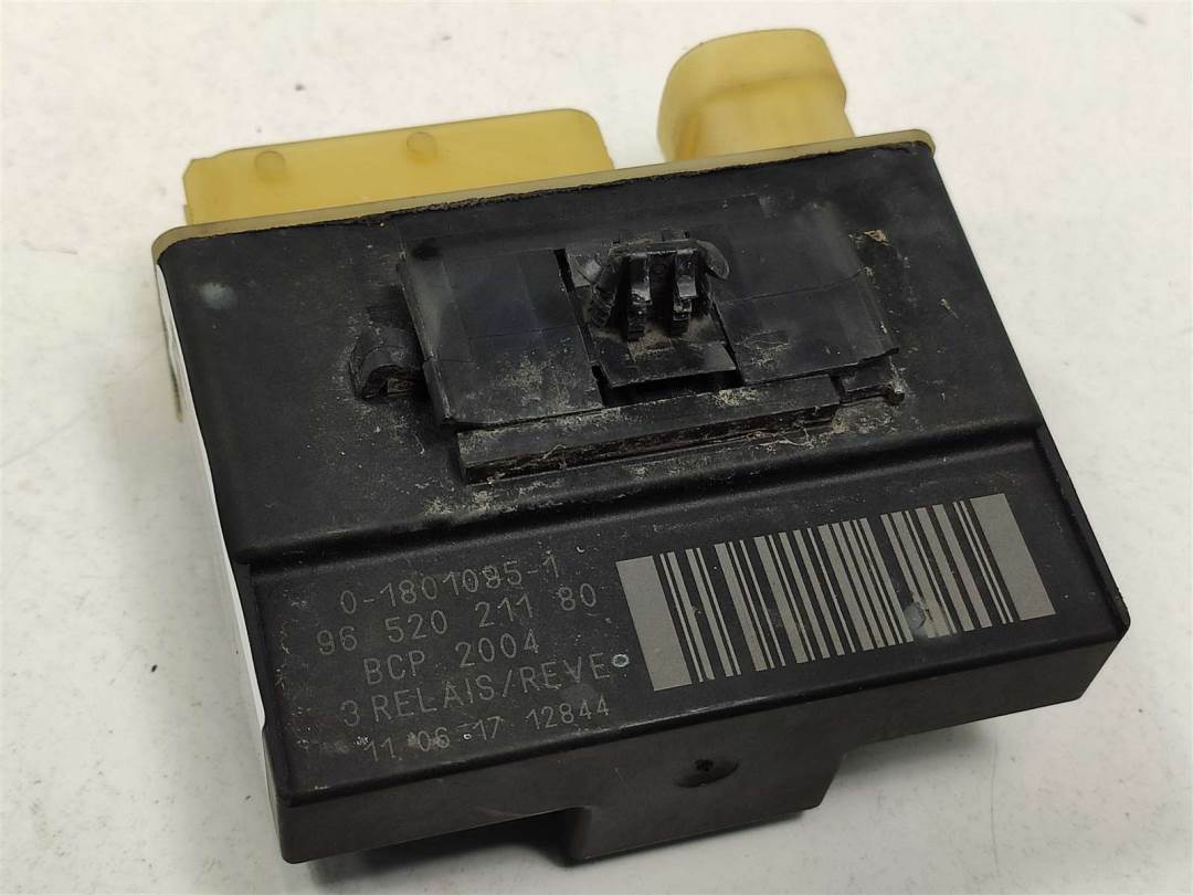 CAJA PRECALENTAMIENTO - 9652021180 - CITROEN - C3