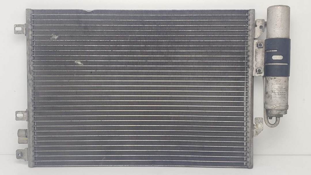 CONDENSADOR / RADIADOR AIRE ACONDICIONADO - 8200086193 - RENAULT - CLIO II FASE I (B/CBO)