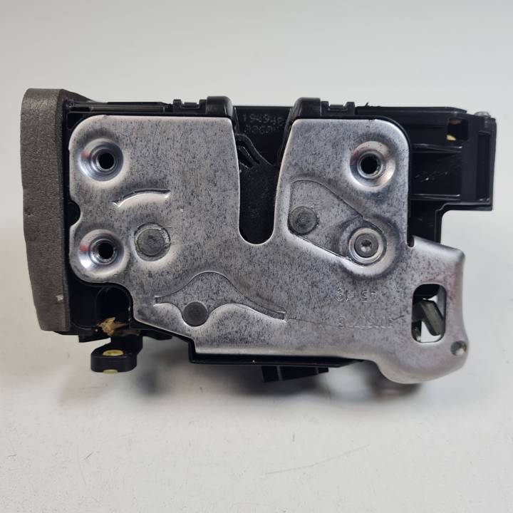 CERRADURA PUERTA DELANTERA IZQUIERDA 13597536 OPEL ASTRA K Autodesguaces Alicante