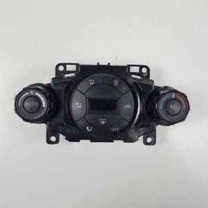 MANDO CLIMATIZADOR 8A6T18C612AE FORD FIESTA (CB1) Autodesguaces Alicante