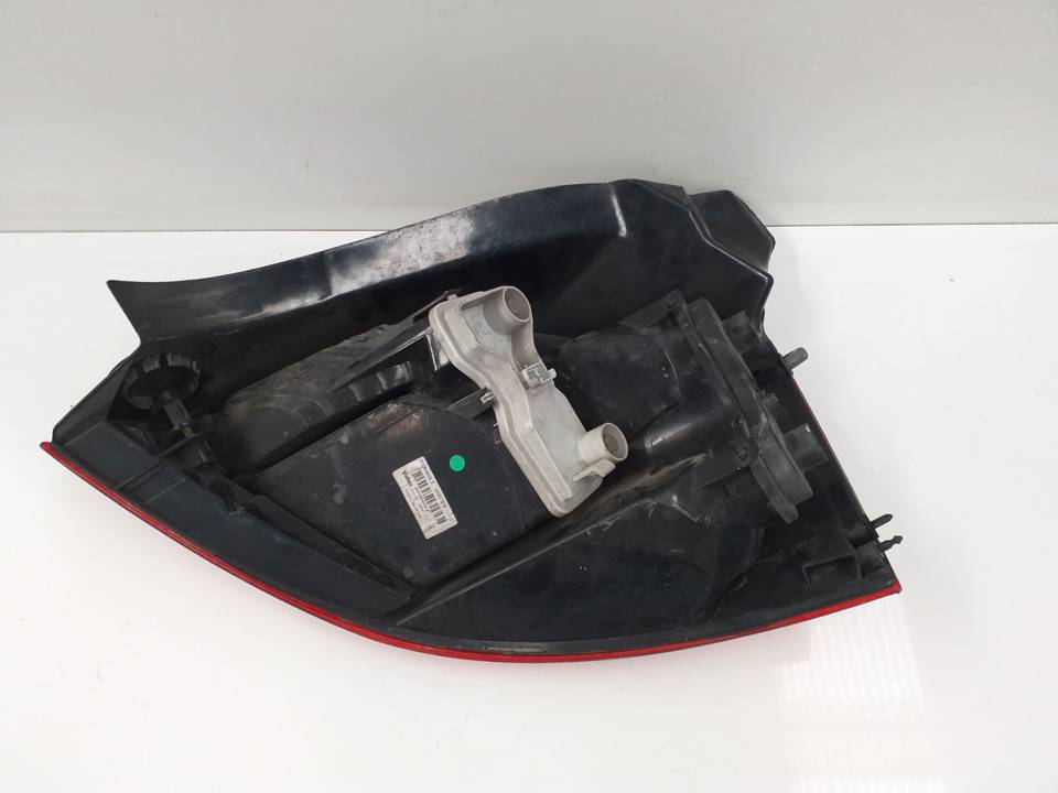 PILOTO TRASERO IZQUIERDO
