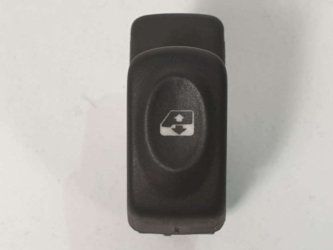 MANDO ELEVALUNAS TRASERO DERECHO - RENAULT - SCENIC (JA..)