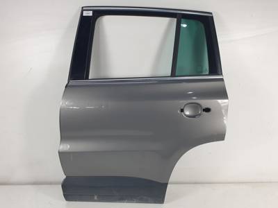PUERTA TRASERA IZQUIERDA VOLKSWAGEN TIGUAN (5N1) Autodesguaces Alicante
