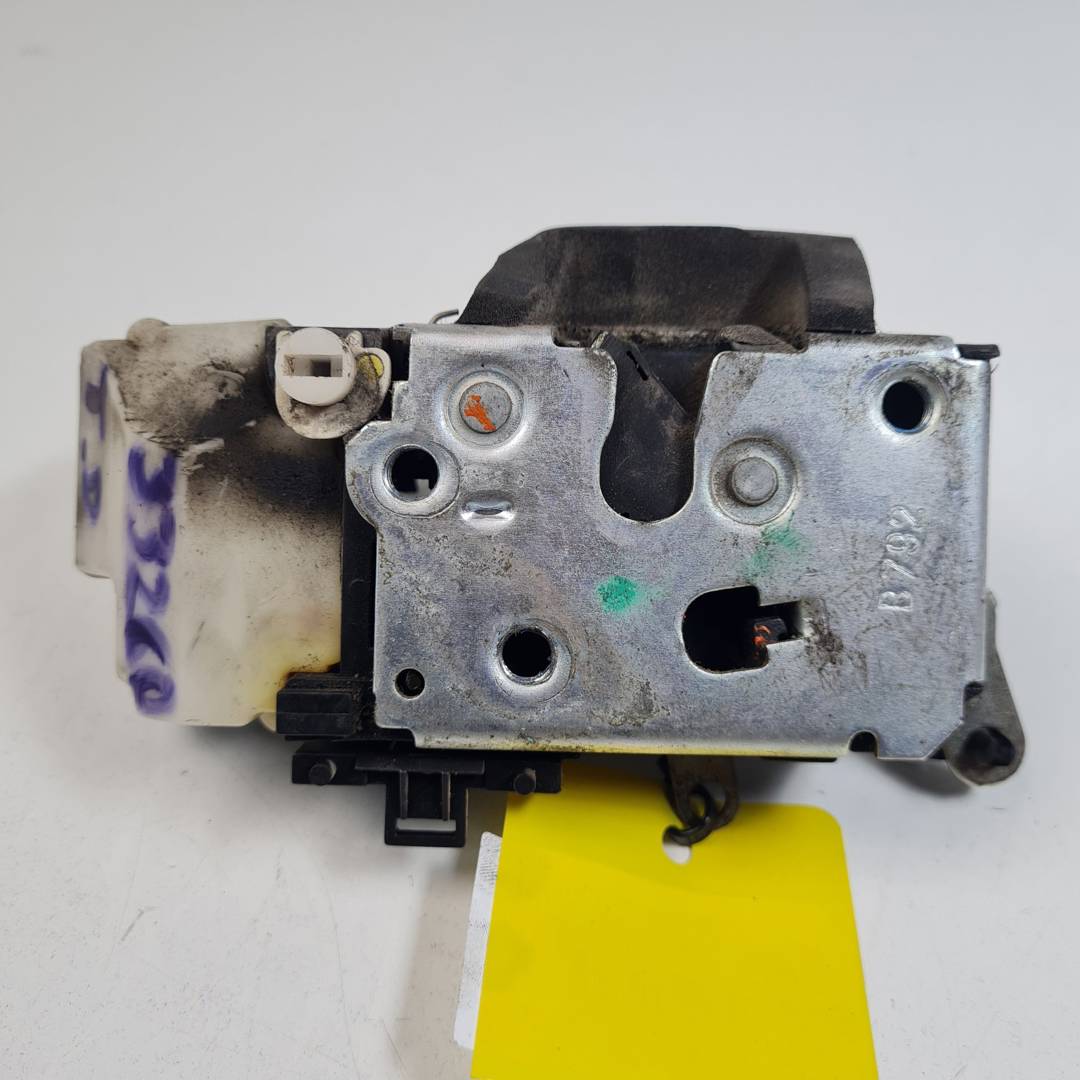 CERRADURA PUERTA LATERAL DERECHA - FIAT - DOBLO (119)