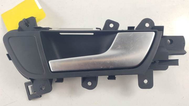 MANETA INTERIOR TRASERA DERECHA 8K0839020 AUDI A4 BER. (B8) Autodesguaces Alicante