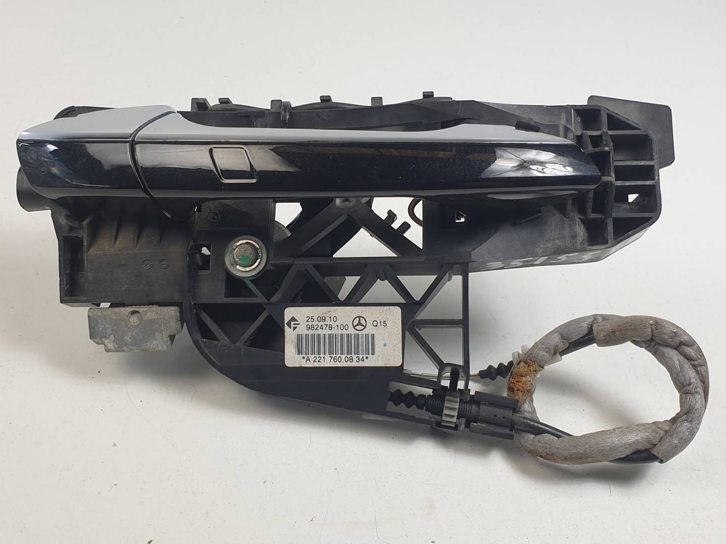 Poignée extérieure arrière droite - A2217600834 - MERCEDES - CLASE S (W221) BERLINA