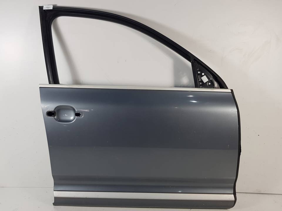 PUERTA DELANTERA DERECHA PORSCHE CAYENNE (TYP 9PA) Autodesguaces Alicante