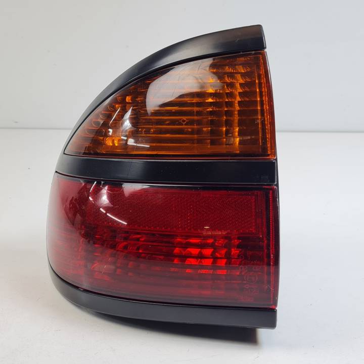 PILOTO TRASERO IZQUIERDO 7700420122 RENAULT LAGUNA (B56) Autodesguaces Alicante