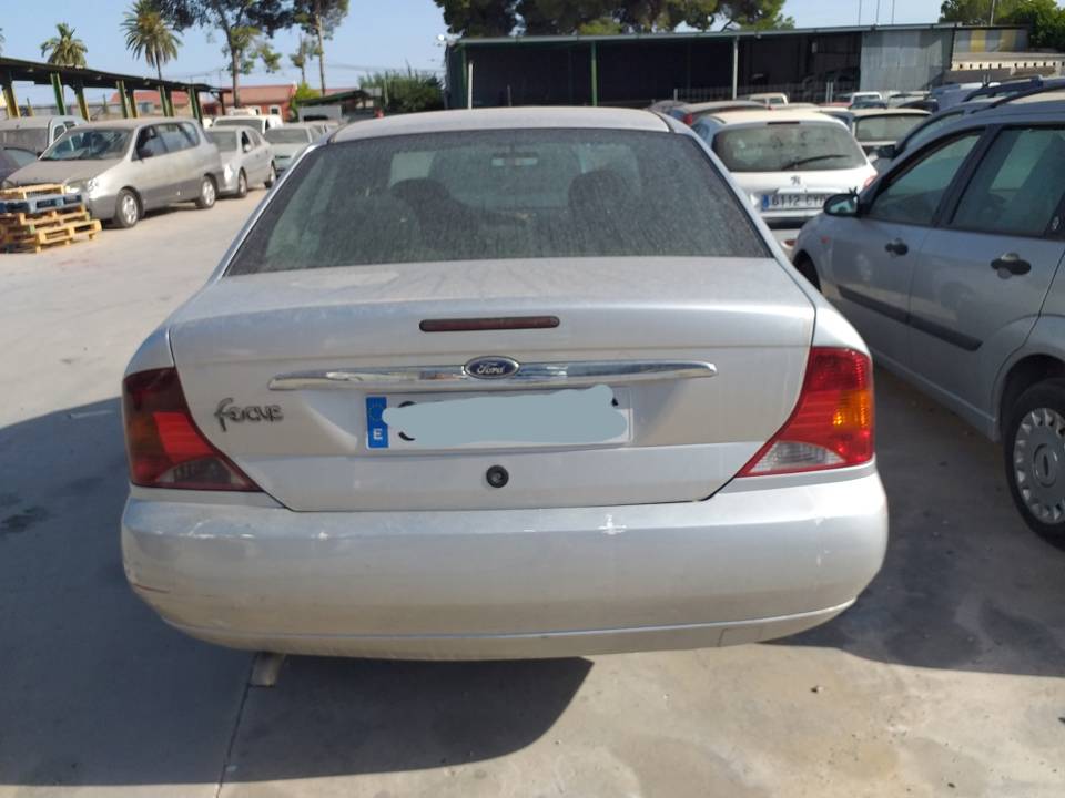 Imagen del vehículo FORD FOCUS BERLINA (CAK)