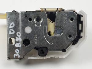 CERRADURA PUERTA DELANTERA DERECHA 519839440 FIAT TIPO II (356) SEDAN Autodesguaces Alicante