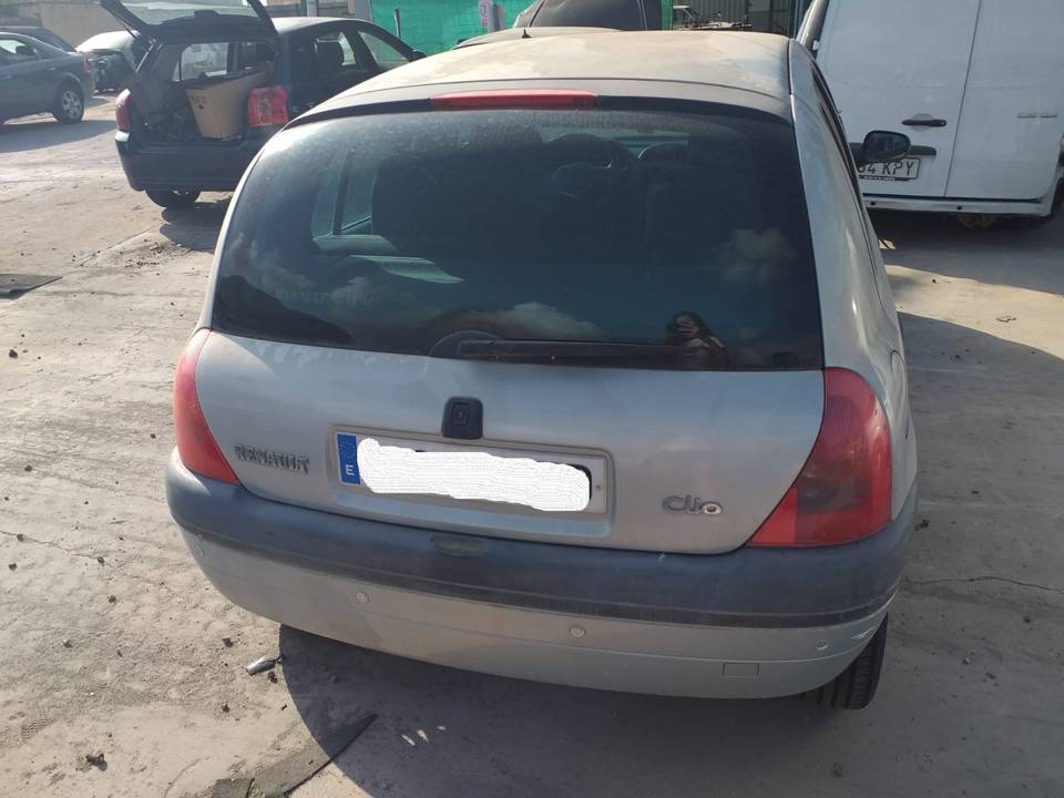 Imagen del vehículo RENAULT CLIO II FASE I (B/CBO)