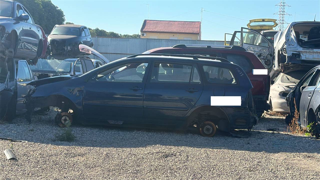 Imagen del vehículo TOYOTA COROLLA FAMILIAR (E12)