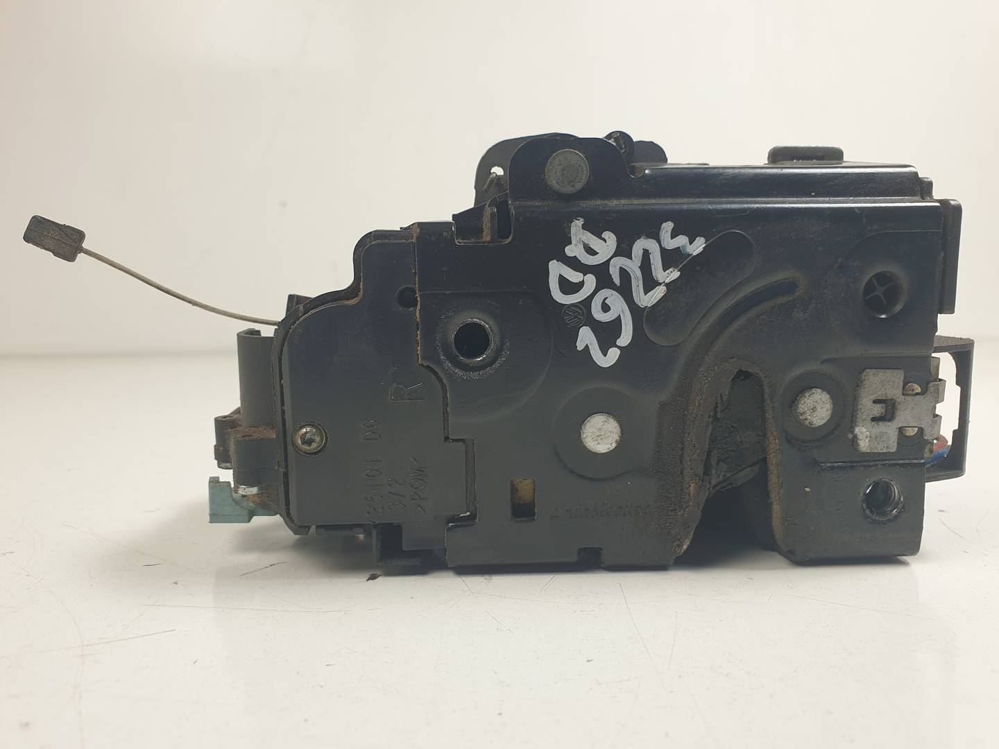 Serrure de porte avant droite - 3D1837016AQ - VOLKSWAGEN - CADDY KA/KB (2C)