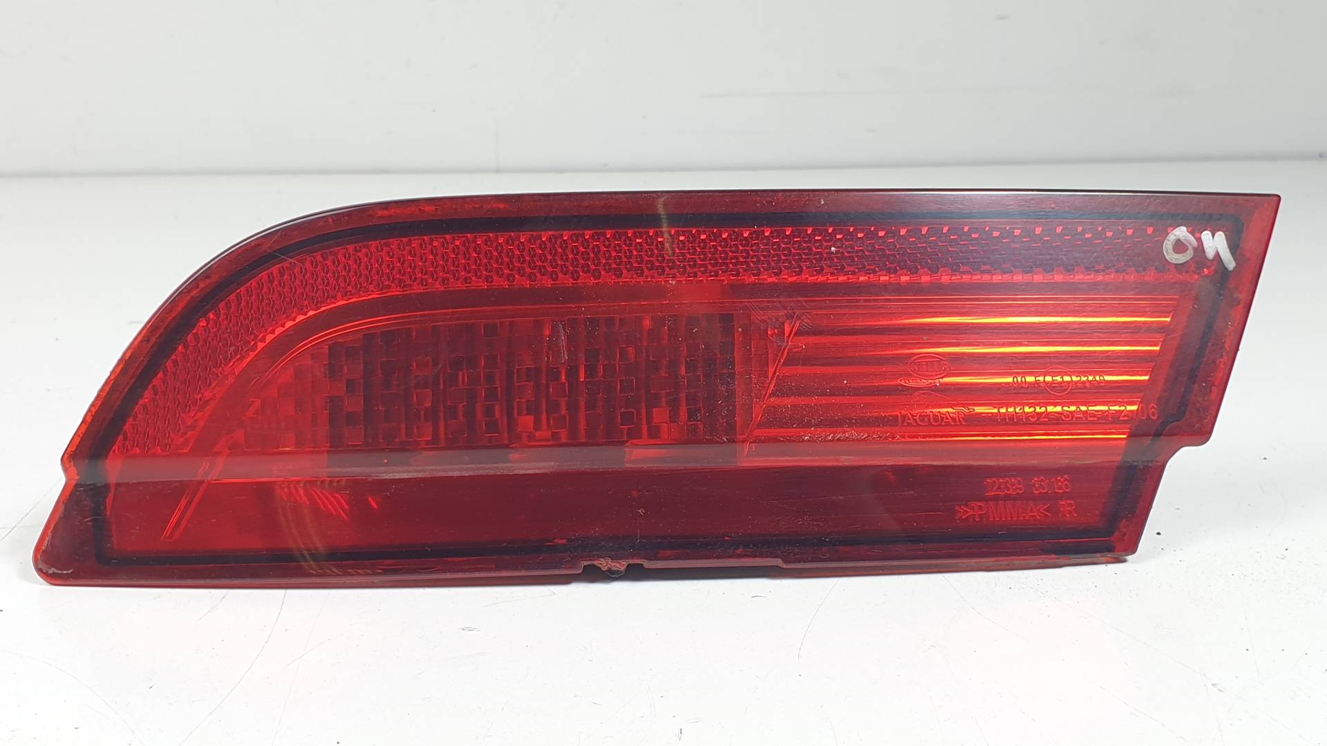 PILOTO TRASERO DERECHO INTERIOR - 8X2315K272CD - JAGUAR - XF (X250)